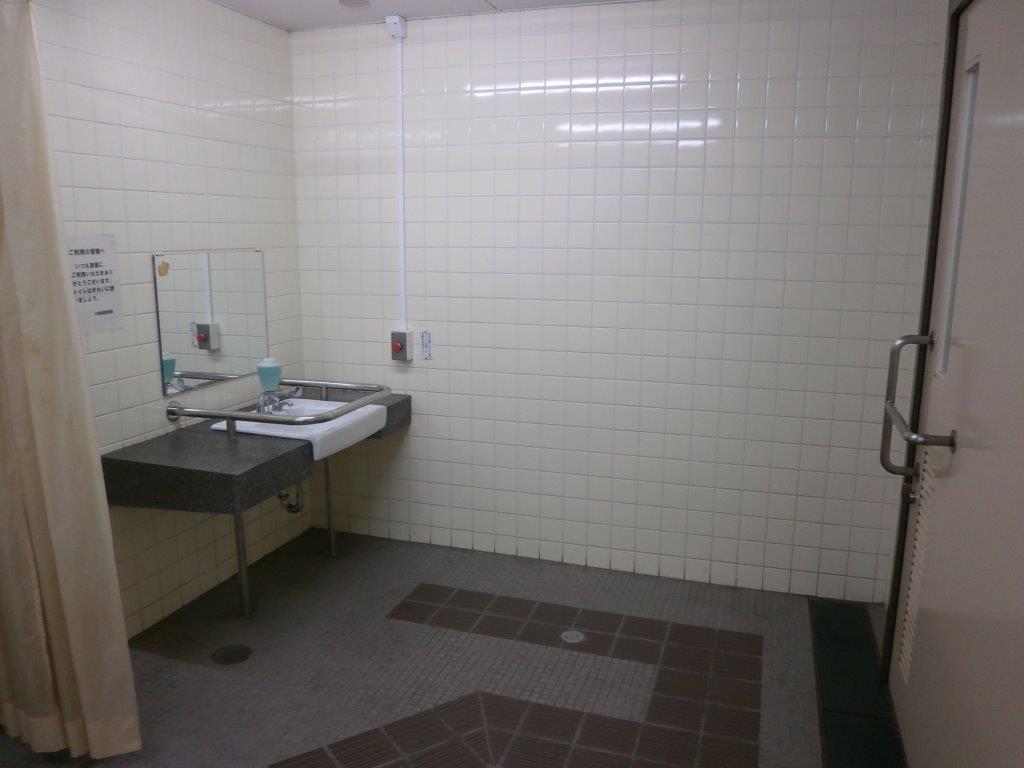 大森南図書館 車イスで行けるトイレ情報サイト Yorisou ヨリソウ 利用者の方へ安心と優しさを届ける本物の情報を