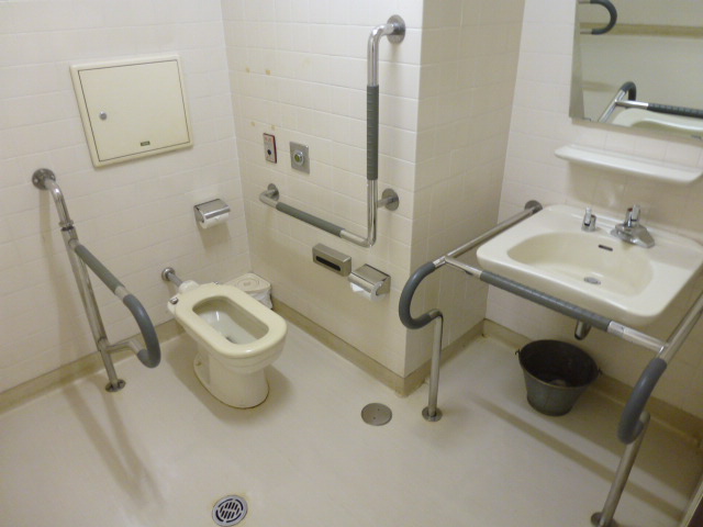 東大和市奈良橋市民センター 車イスで行けるトイレ情報サイト Yorisou ヨリソウ 利用者の方へ安心と優しさを届ける本物の情報を